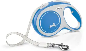 Niebiesko-szara taśma dla psa Flexi z karabińczykiem, gotowa na wspólne spacery.